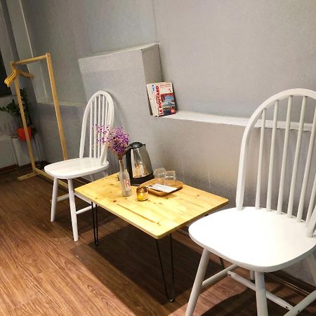 Luna Homestay ハノイ市 エクステリア 写真